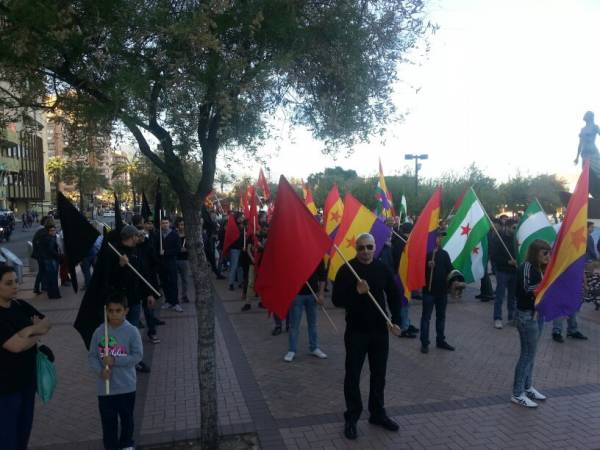 Crónica: Manifestación antifascista y por la memoria histórica en Fuengirola